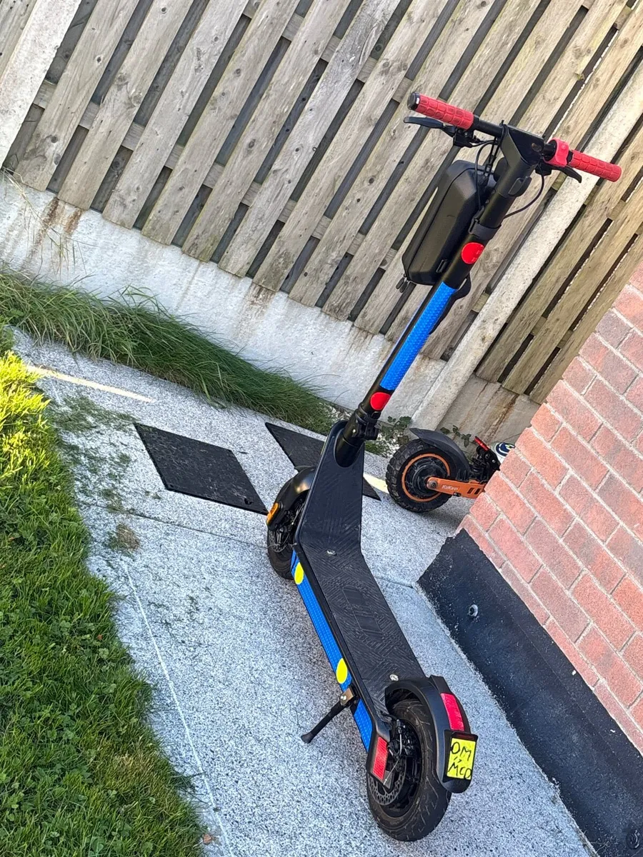 E scooter - Image 2