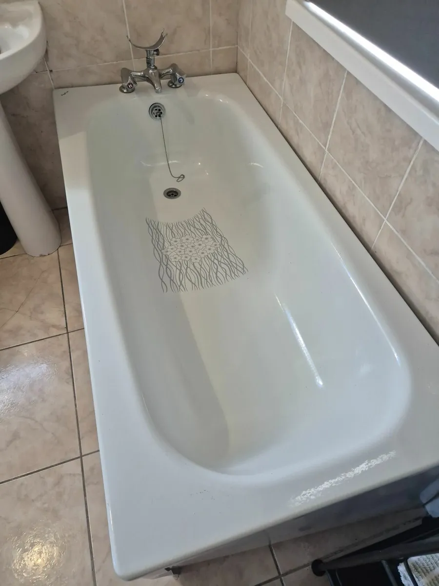 Bath - Image 3