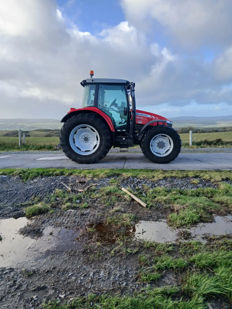 Massey Ferguson 5612 - Image 4