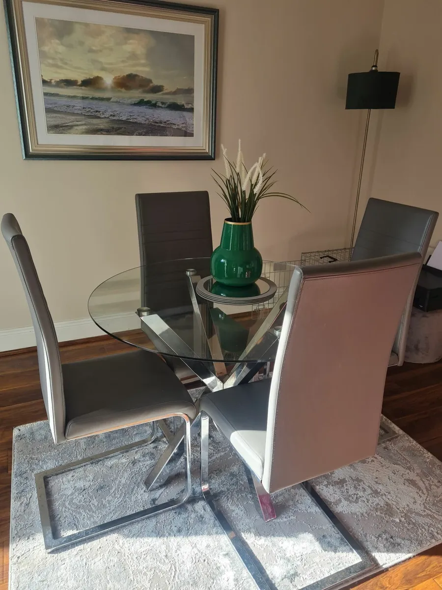 dining table - Image 2