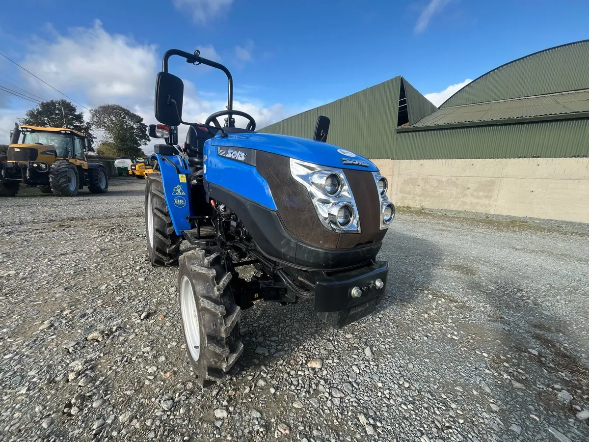 Solis 20 compact tractor for sale.! - Image 1