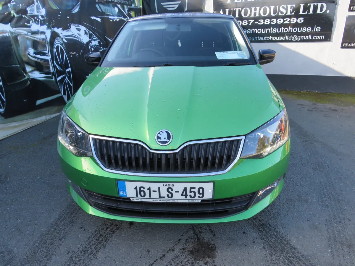 Skoda Fabia 2016 5DR 1LT SPORT IN RALLY GREEN MET - Image 4