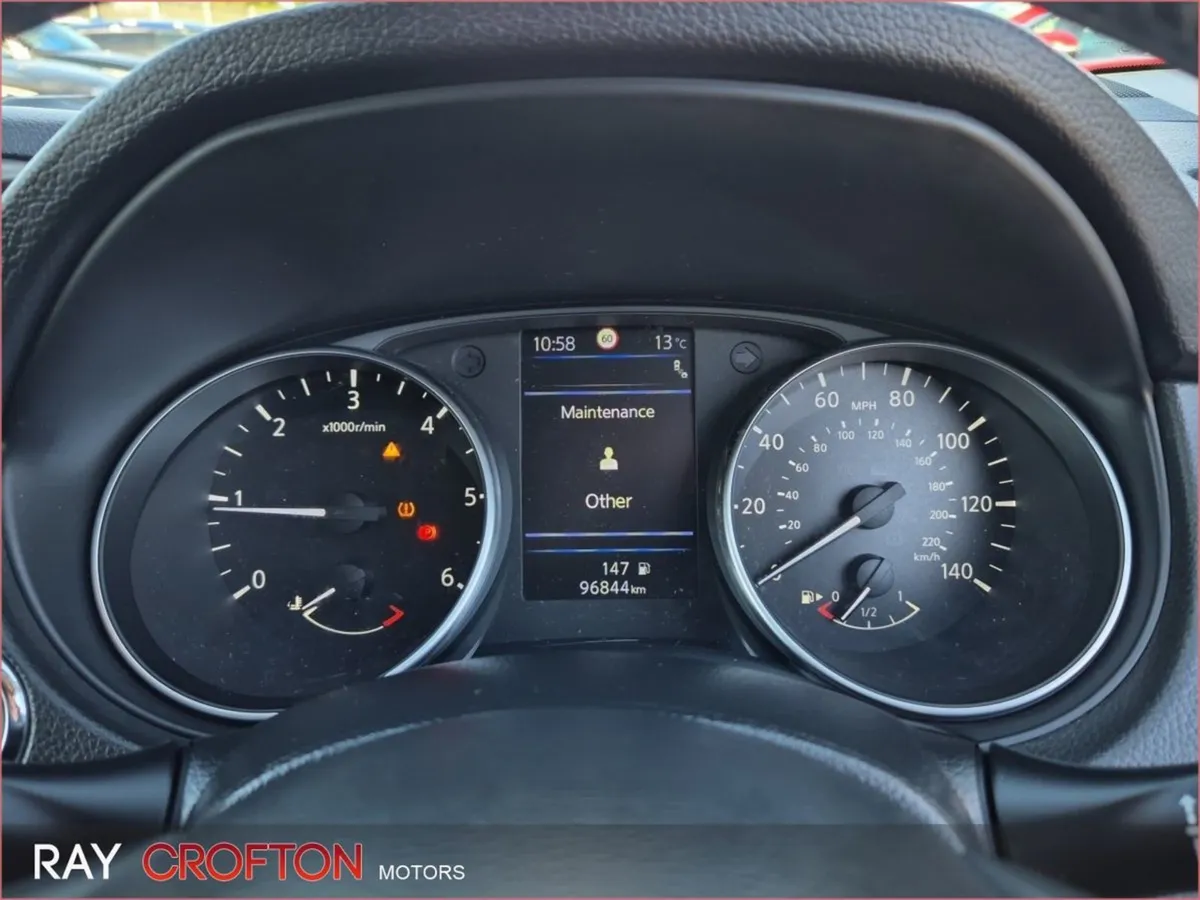 Nissan QASHQAI 1.5 DSL SV Premium - Image 4