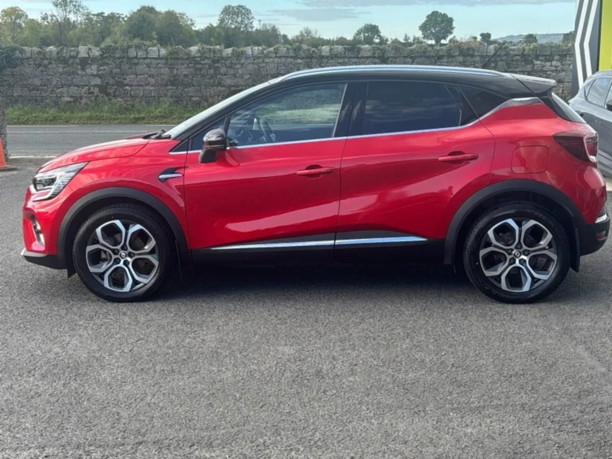 Renault Captur E-tech Plug-in 160 Auto SE Edition - Image 4