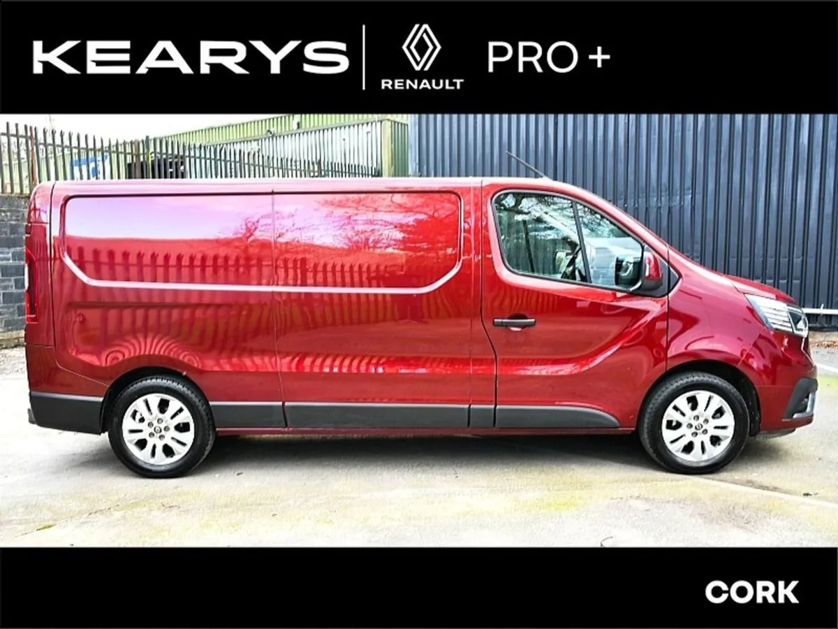Renault Trafic Ll30 Blue dCi 130 Sport Panel - Image 2