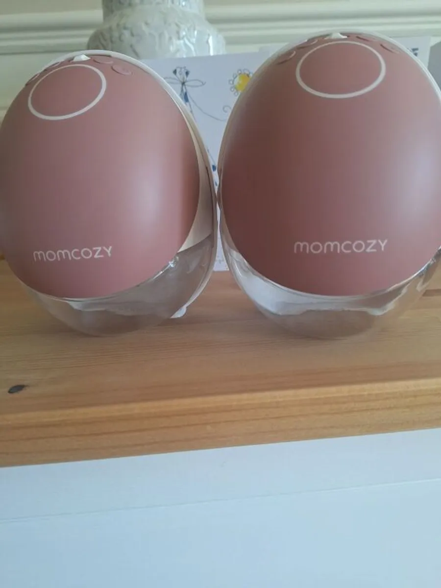 Momcozy M9 handsfree double breastfeeding pump - Image 4