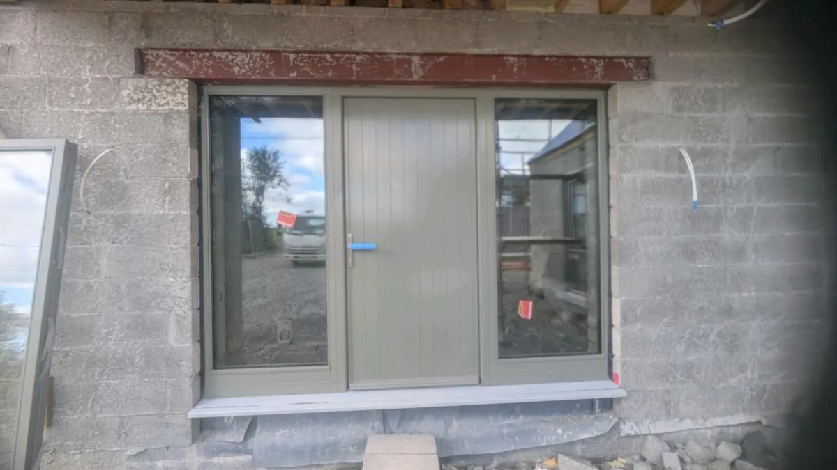 New front door - Image 1