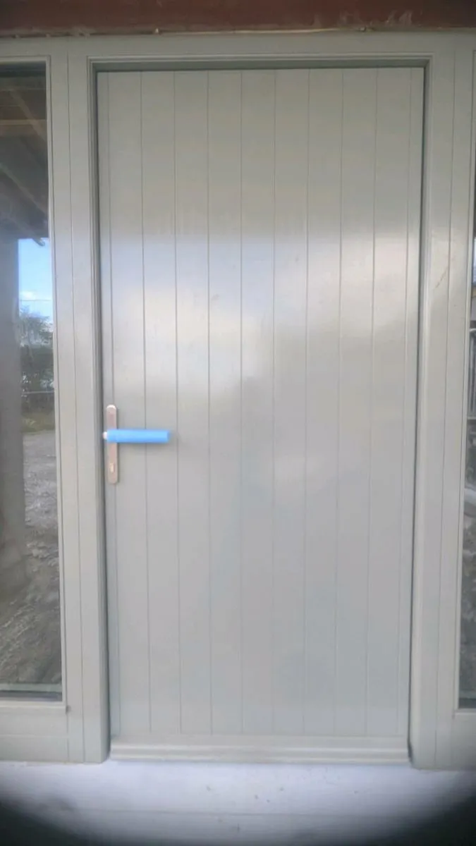 New front door - Image 4