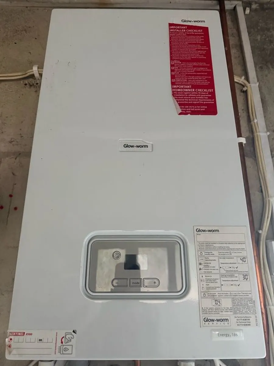 Glow-worm Energy 18s Smart Boiler One Year Old Excellent Condition - Image 1