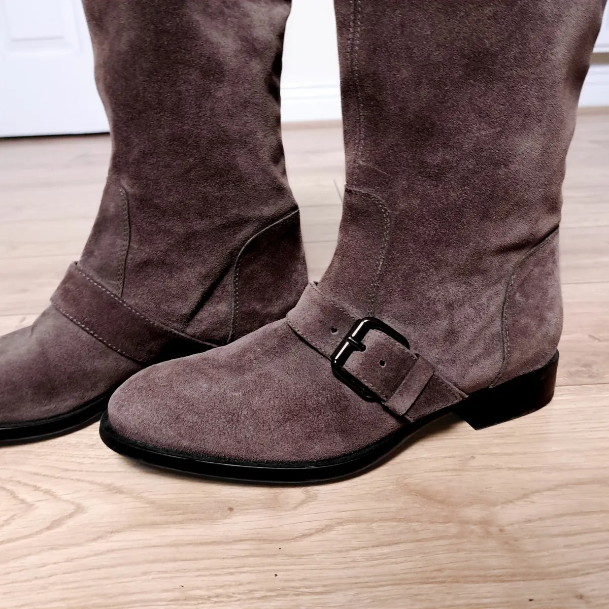 Tods Brown Knee High Suede Buckle Boots Size 36.5 - Image 4