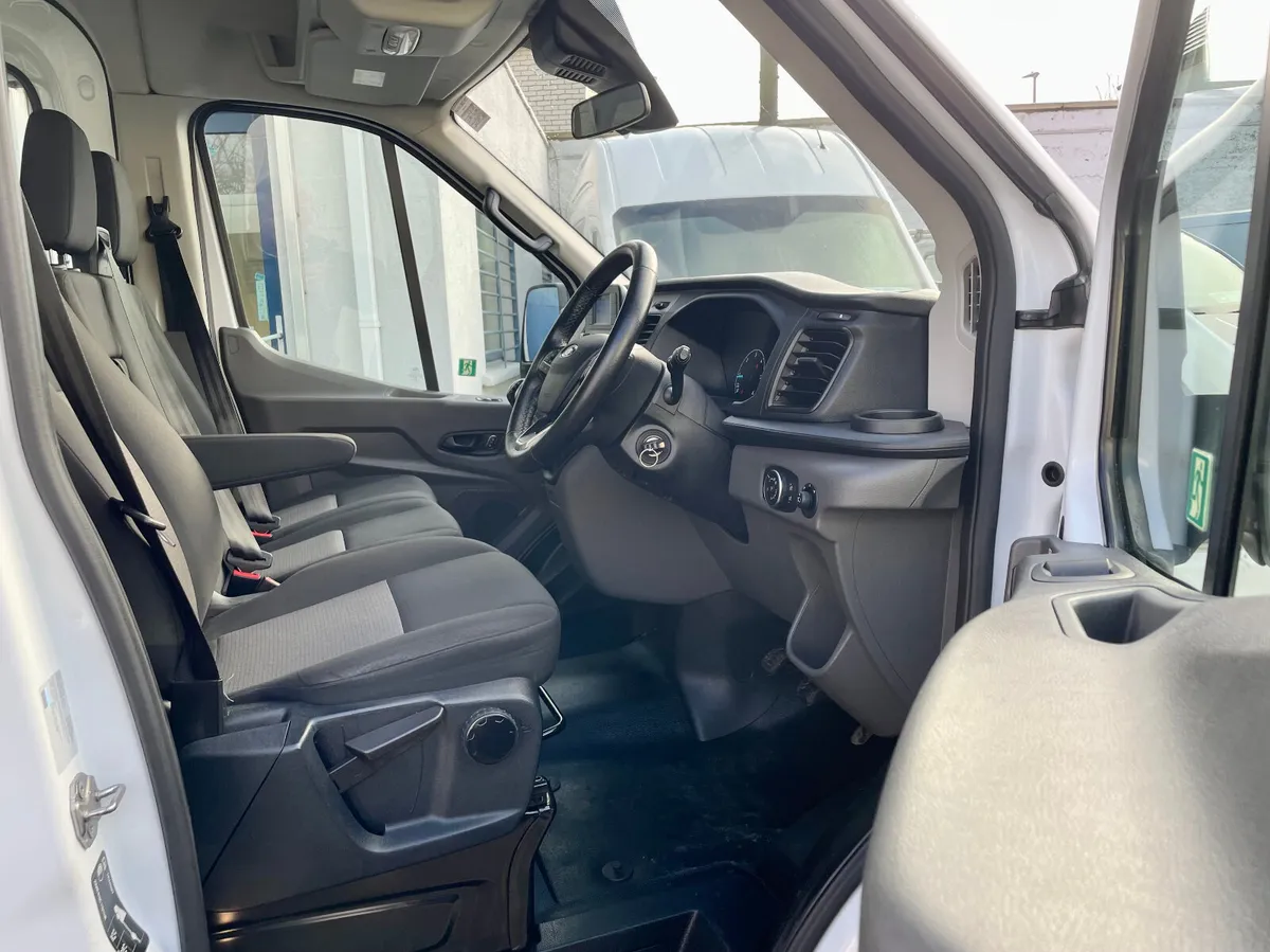 Ford Transit 350 L2H2 2.0TDCI RWD 12 Seat Bus,2020 - Image 4
