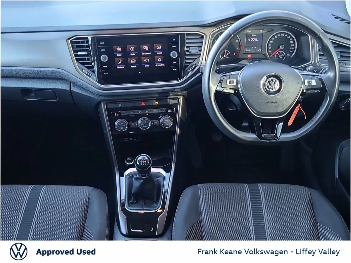 Volkswagen T-Roc Design 1.0tsi 115BHP  carplay An - Image 2
