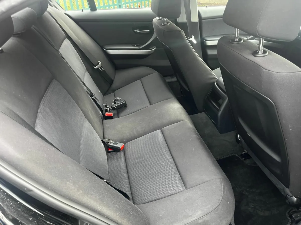 BMW 3-Series 2010 New Nct 07/26 - Image 2