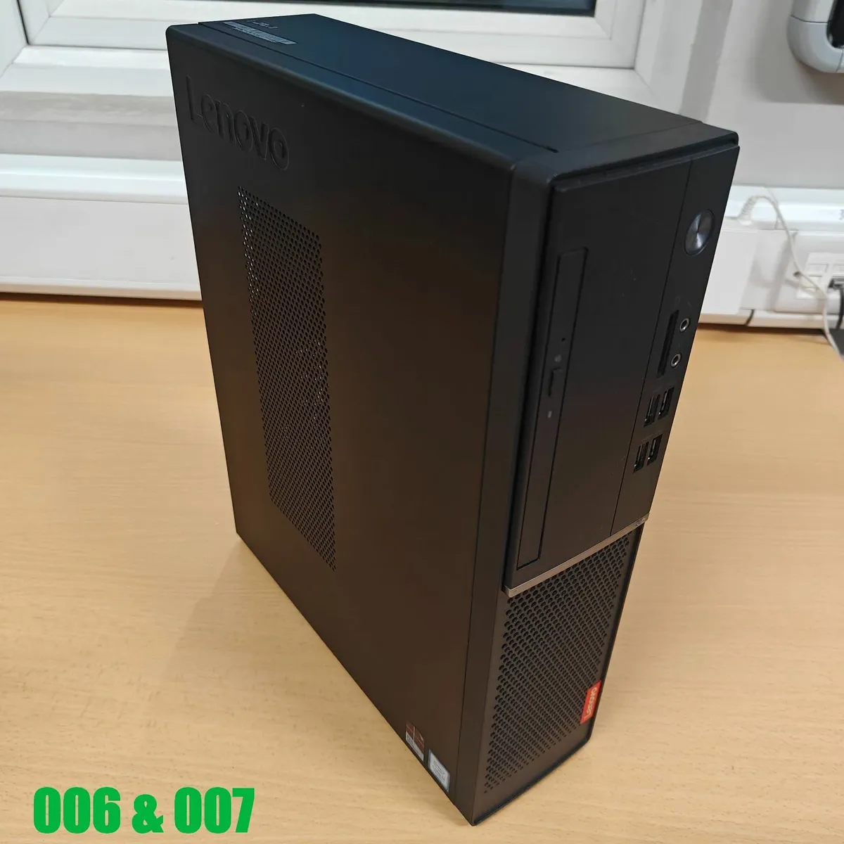 (x6) Lenovo ThinkCentre PCs - Image 1