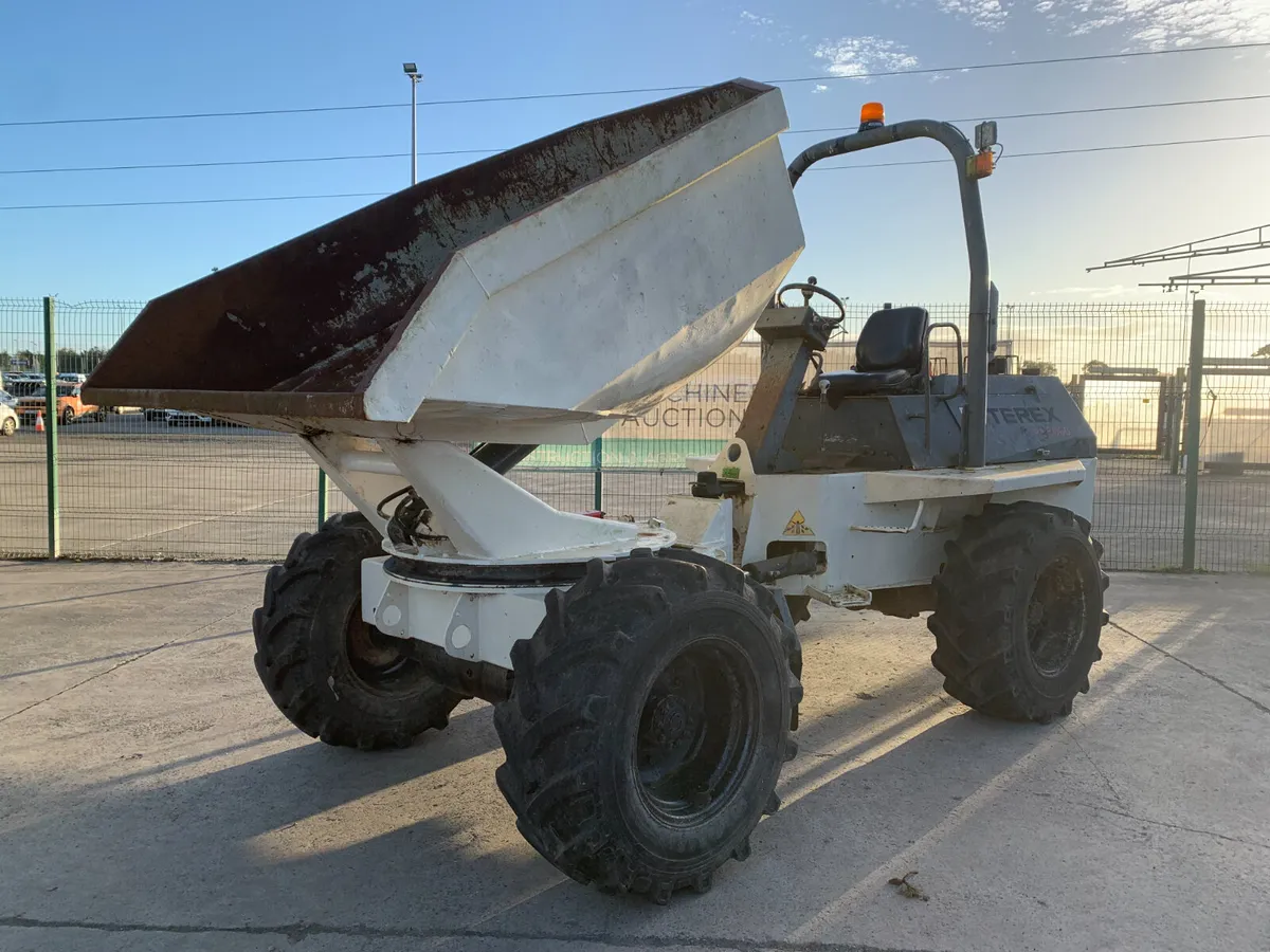 BID ONLINE NOW - TEREX 6T SWIVEL DUMPER - Image 1
