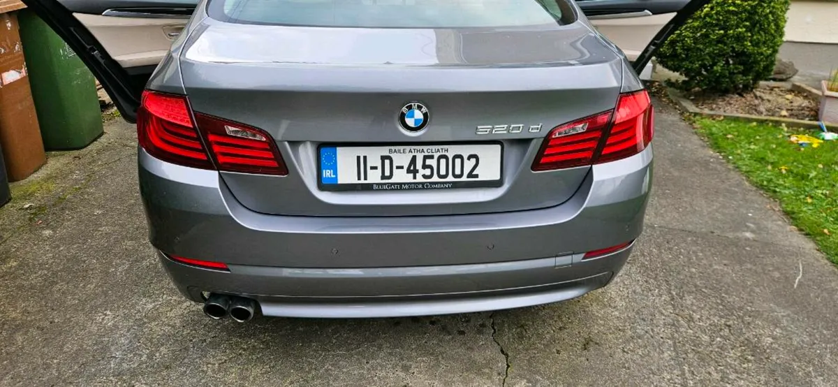 FOR SALE 5 SERIES BMW 520D - Image 2