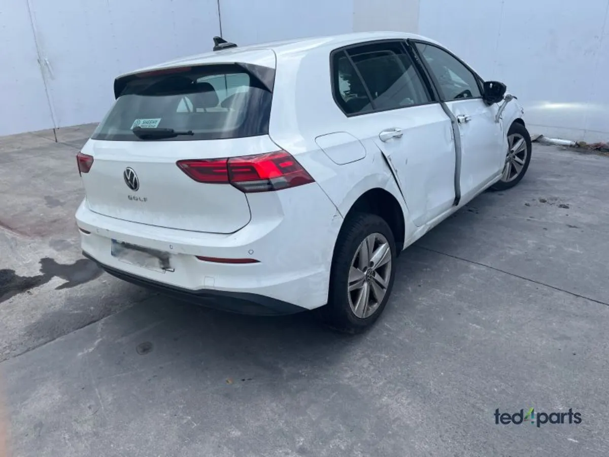 2021 Volkswagen Golf For Breaking - Image 2