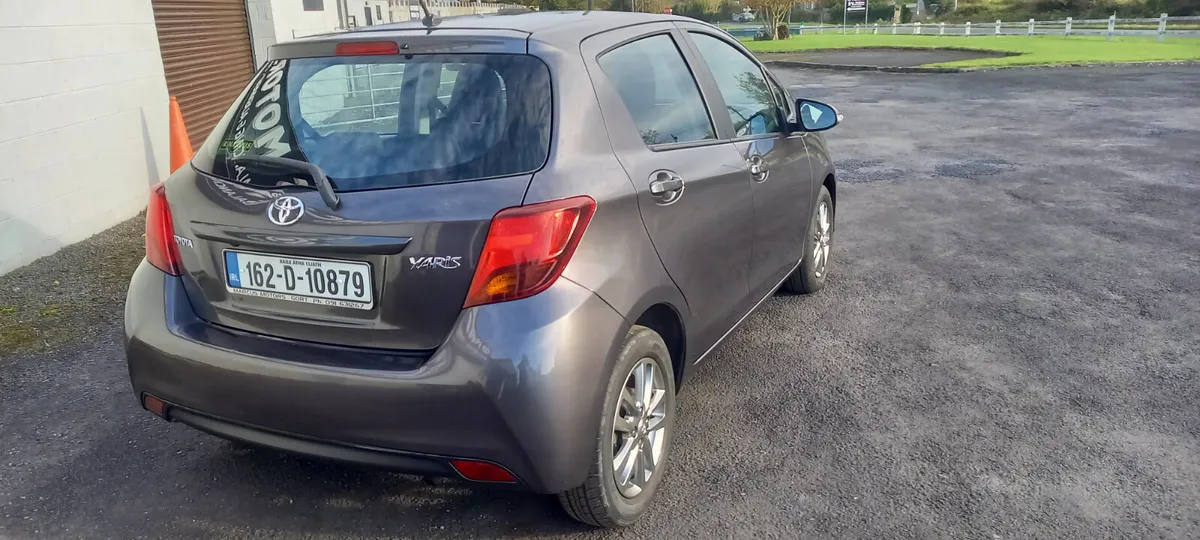 Toyota Yaris 1.0 Luna - Image 4