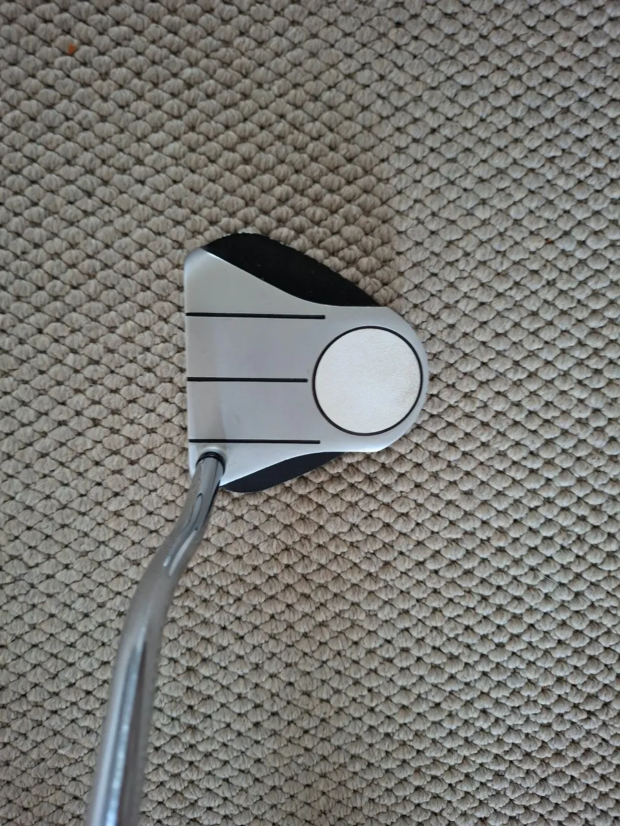 Odyssey R-ball Stroke Lab Putter - Image 1