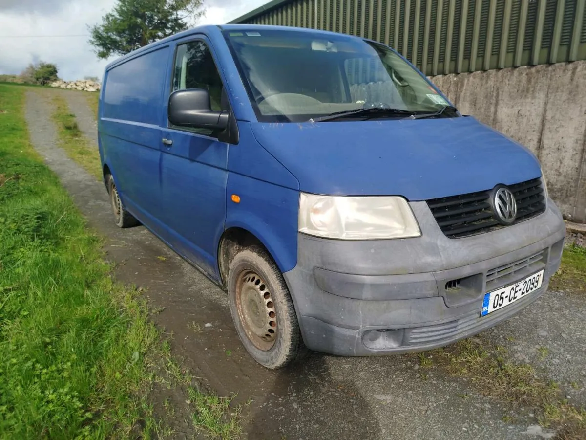 Volkswagen Transporter Van - Image 3