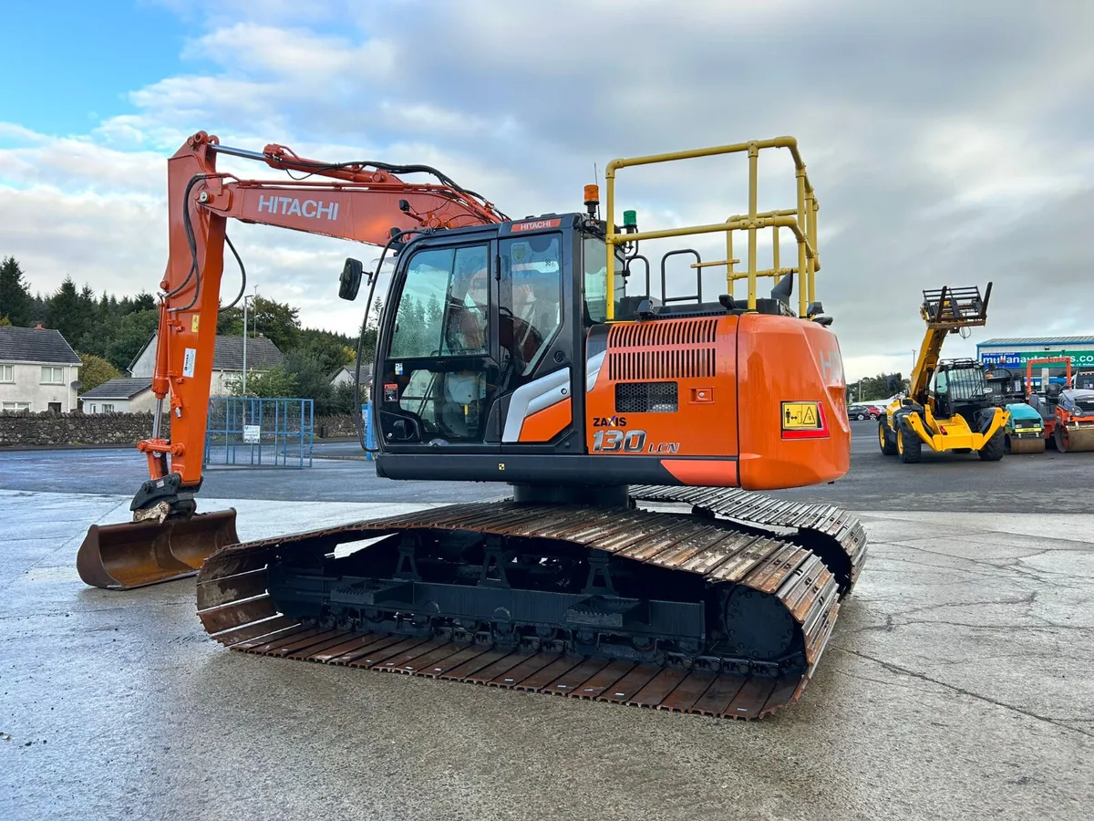 2022 Hitachi ZX130-7 LGP BogMaster - MULLANS - Image 2