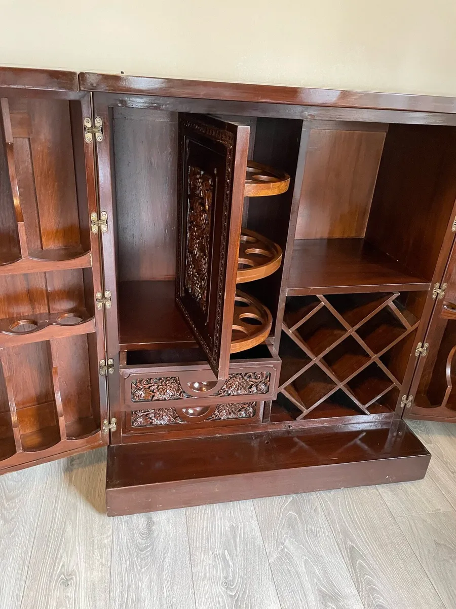 Wooden carved bar, amazing Chinese unit - Image 4