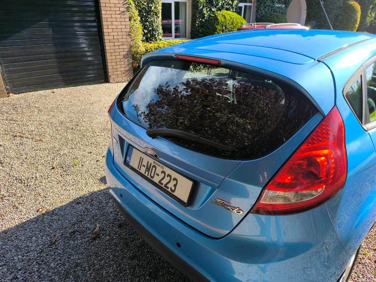 Ford fiesta 1.4 D. - Image 4