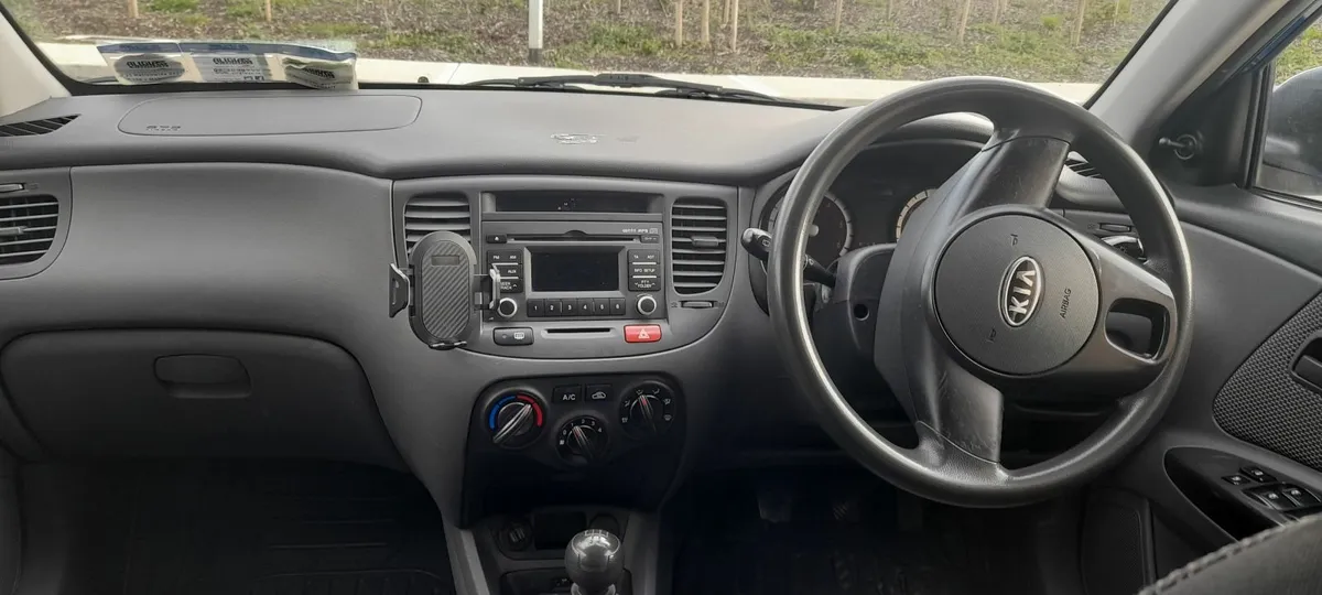 Kia Rio 2010 - Image 4