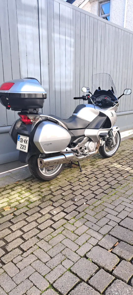 2013 Honda Deauville NT700 - Image 4