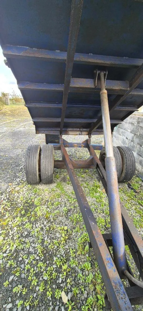 Tipping trailer - Image 4