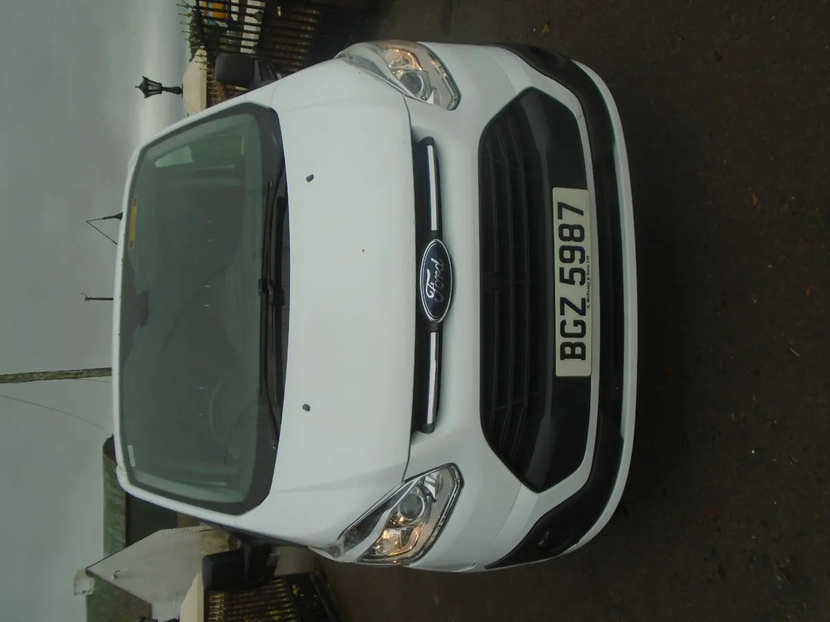 2016 Ford Transit Custom TREND 125HP CREWVAN. - Image 2