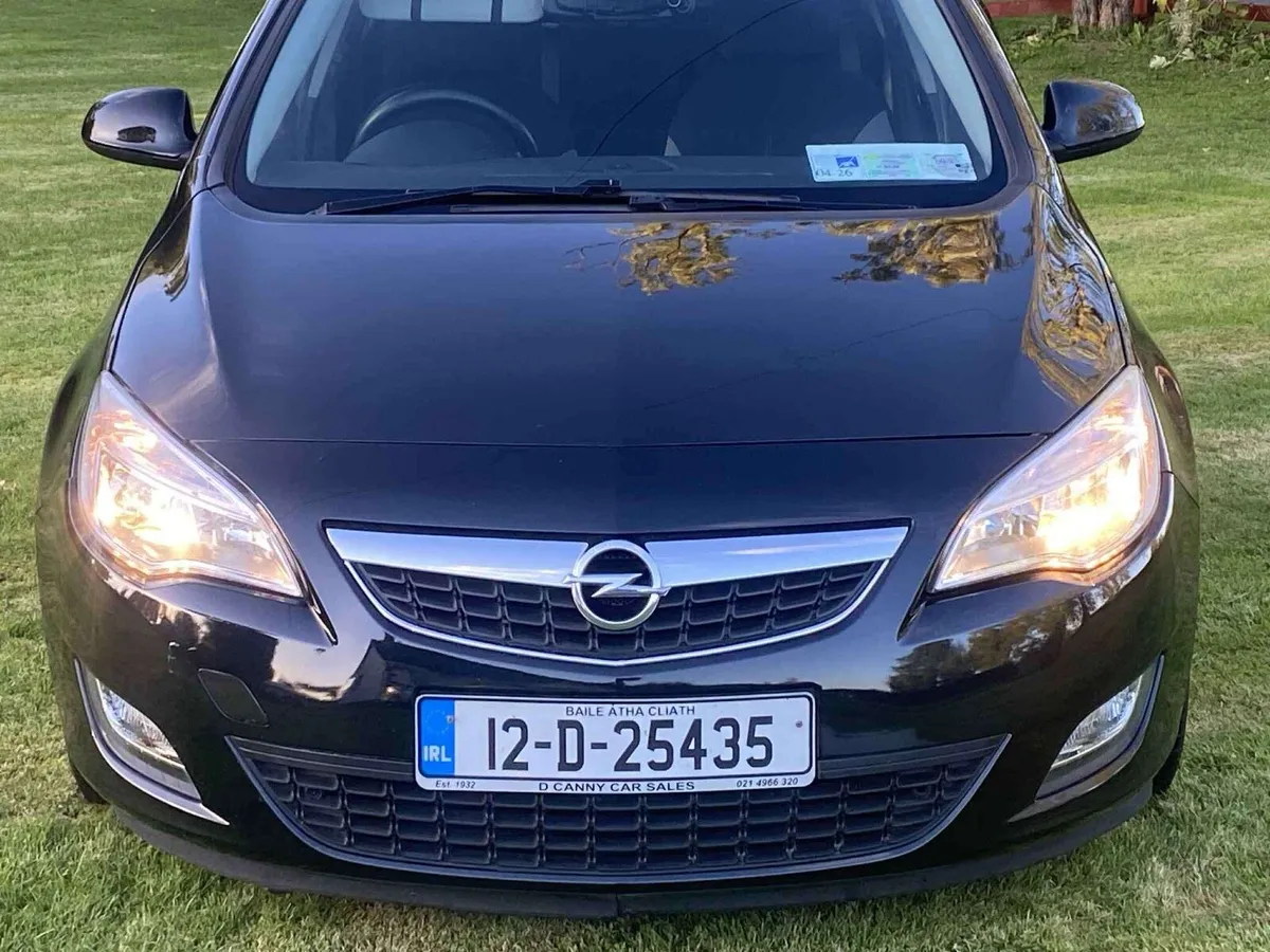 2012 Opel Astra j - Image 1