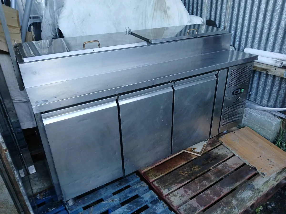 Commercial fridge deli unit delivered - Image 3