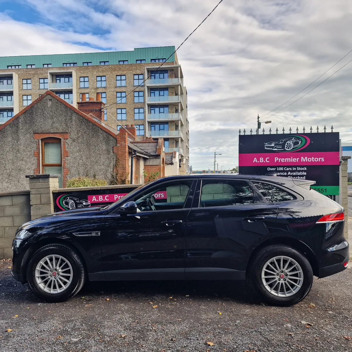 Jaguar F-Pace 2017 New Nct 08/27 - Image 2