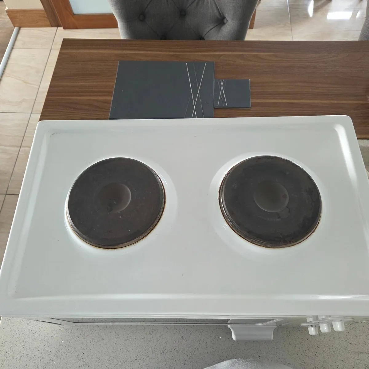 Portable Electric hob and oven - Image 2
