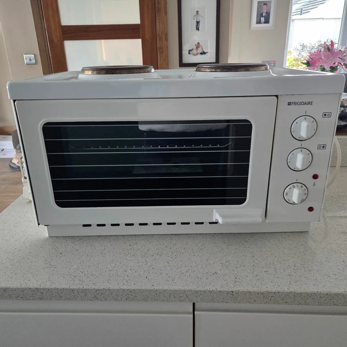 Portable Electric hob and oven - Image 1