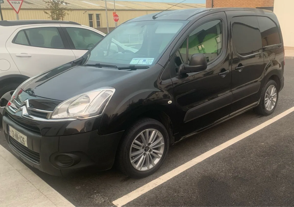 2013 Berlingo €3750 - Image 1