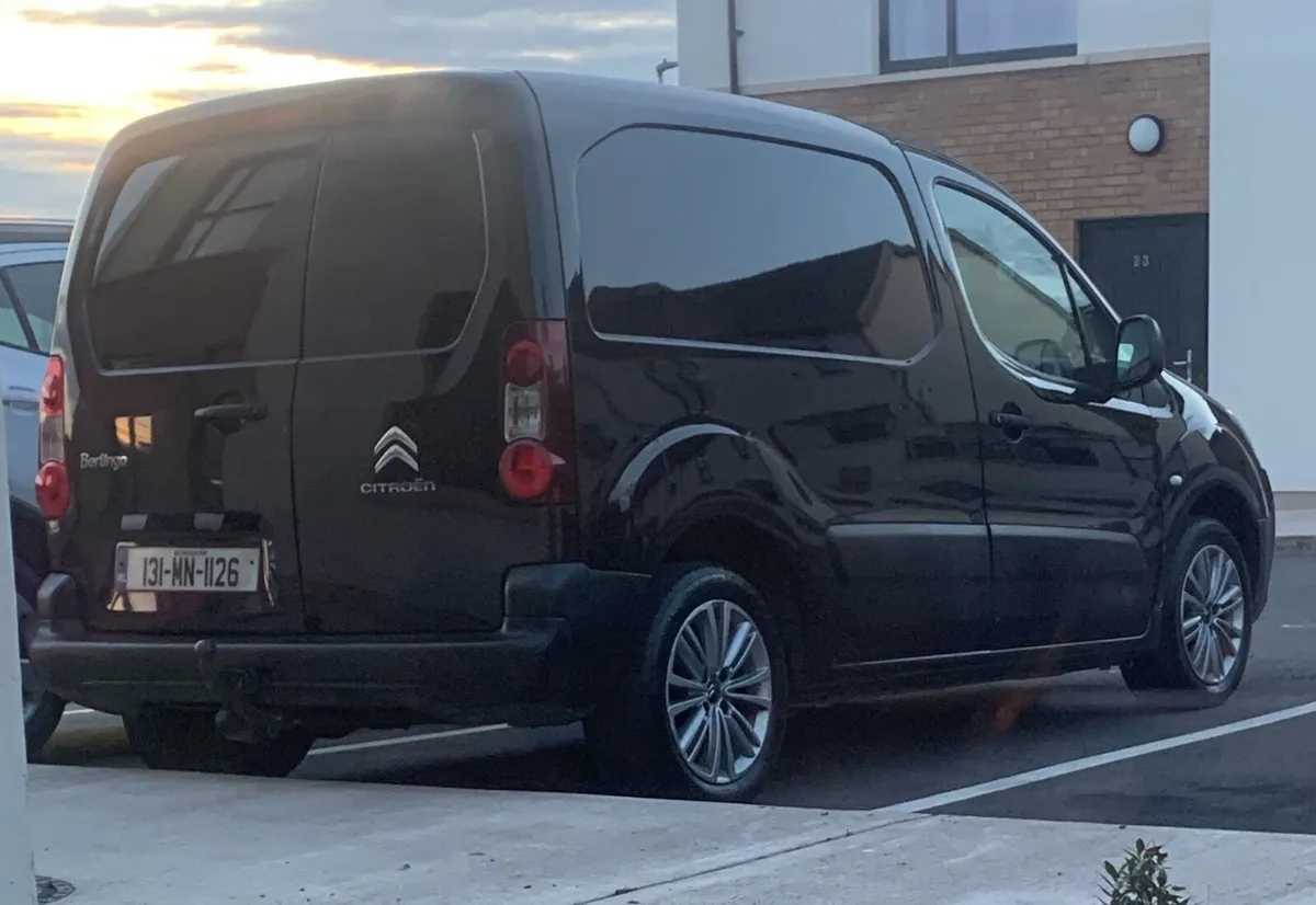 2013 Berlingo €3750 - Image 2