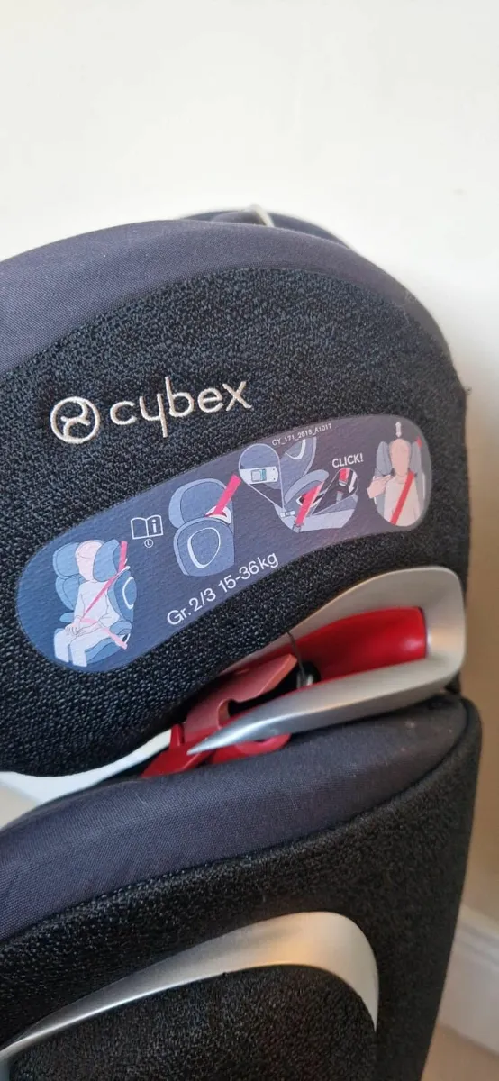 Car Seat - Image 2