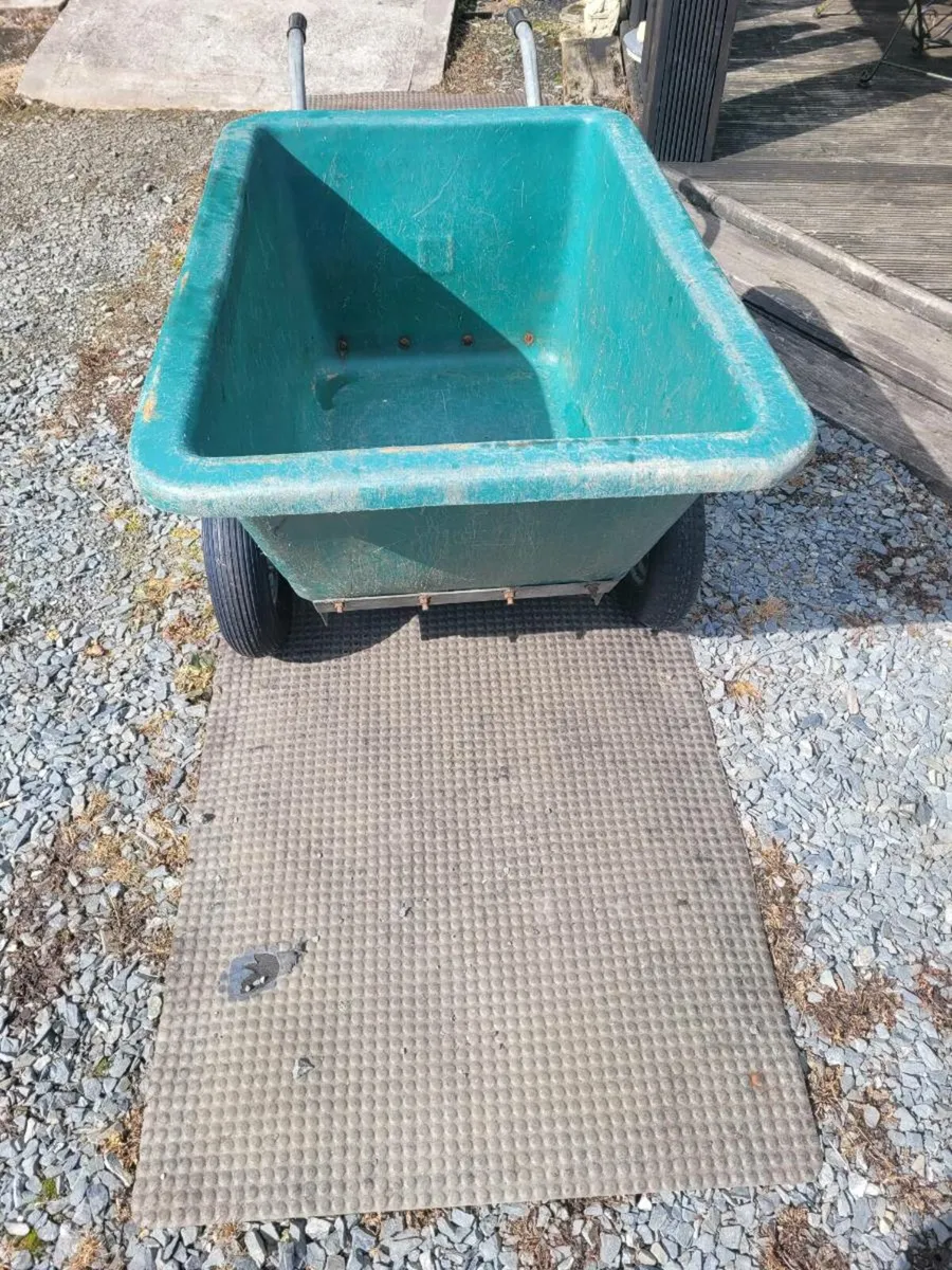 Jfc wheelbarrow - Image 1