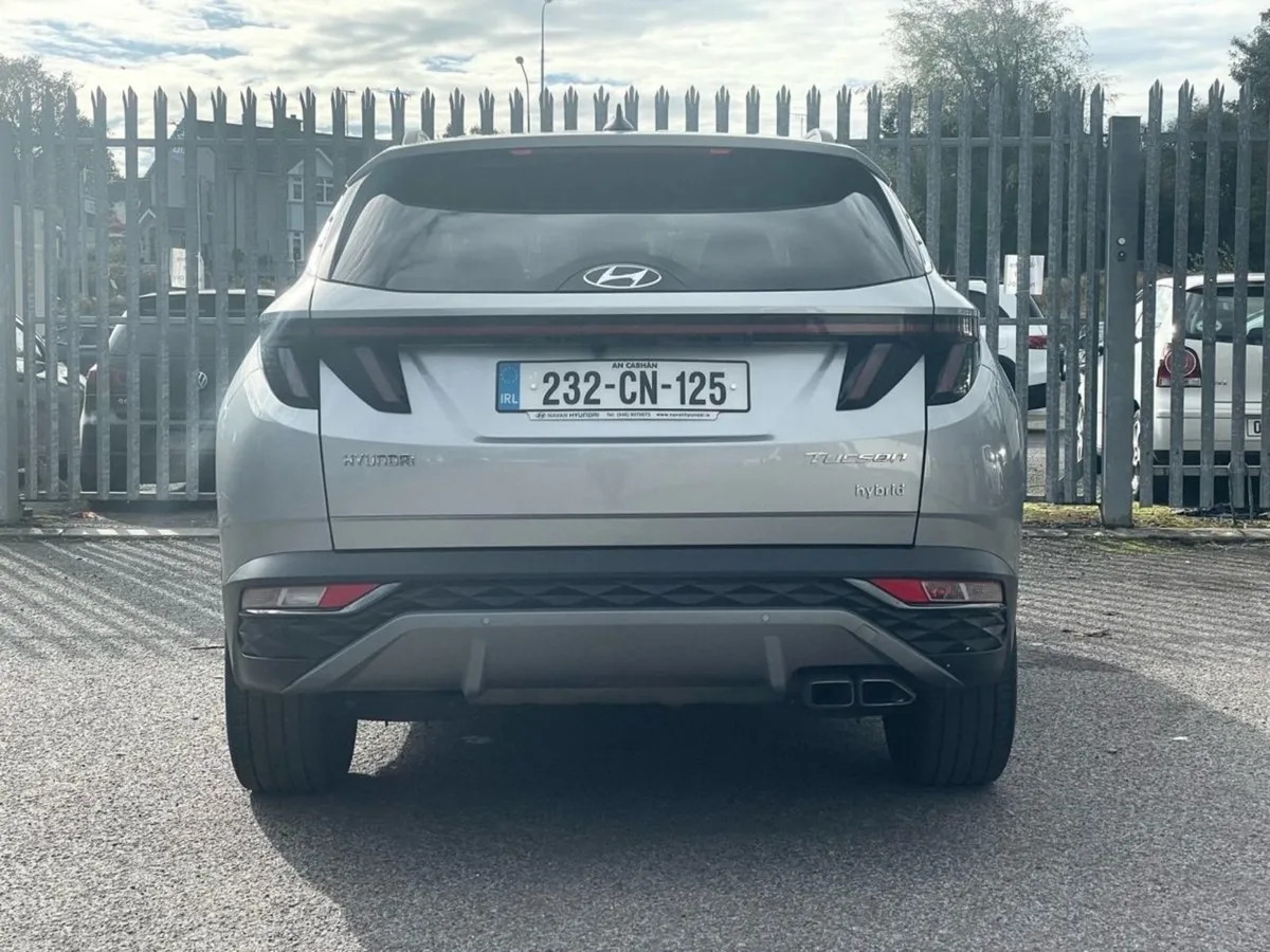 Hyundai Tucson 2WD Executive Plus HEV STG Auto - Image 4