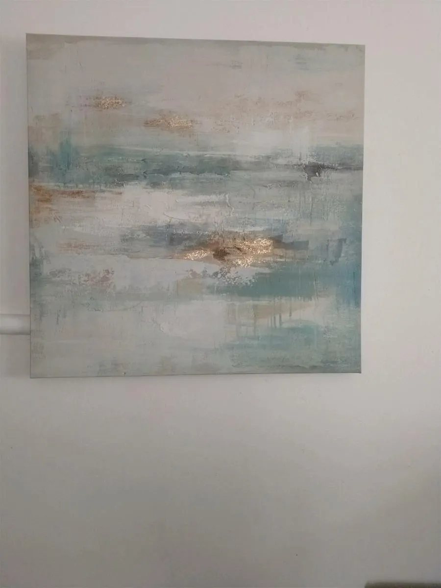 Wall canvas for sale in good condition only new - Image 1