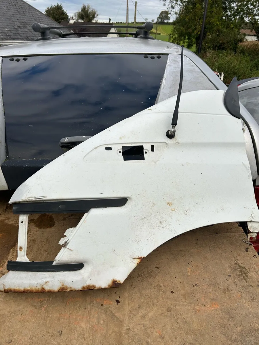 Iveco daily-Ford connect-Ford Focus - Image 4