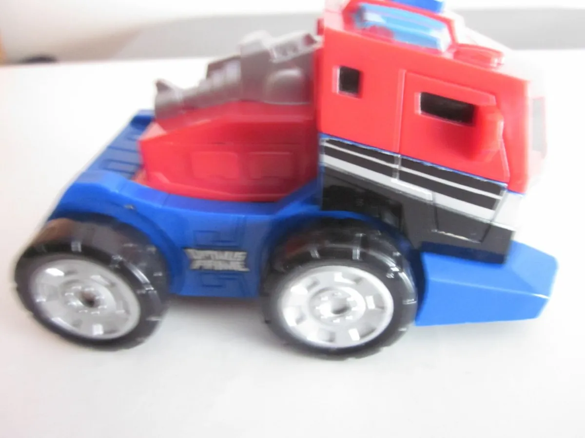 Bumper Battlers  Optimus Prime Transformers - Image 4