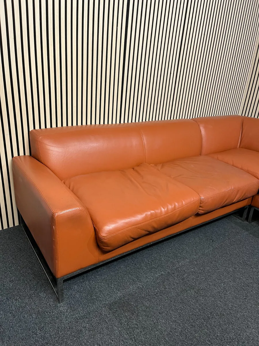 LARGE BROWN LEATHER CORNER SUITE - Image 2