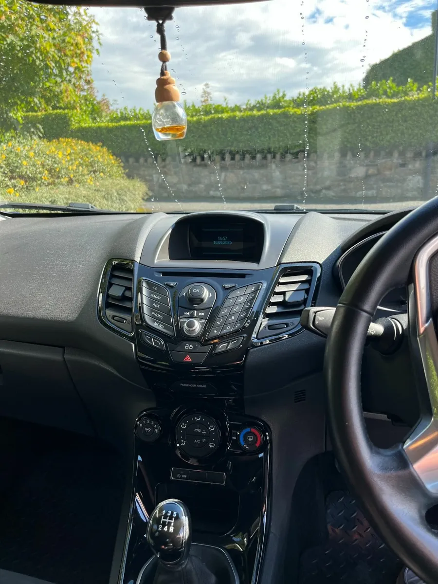 Ford Fiesta 2015 Titanium 1.0 LOW MILEAGE - Image 4