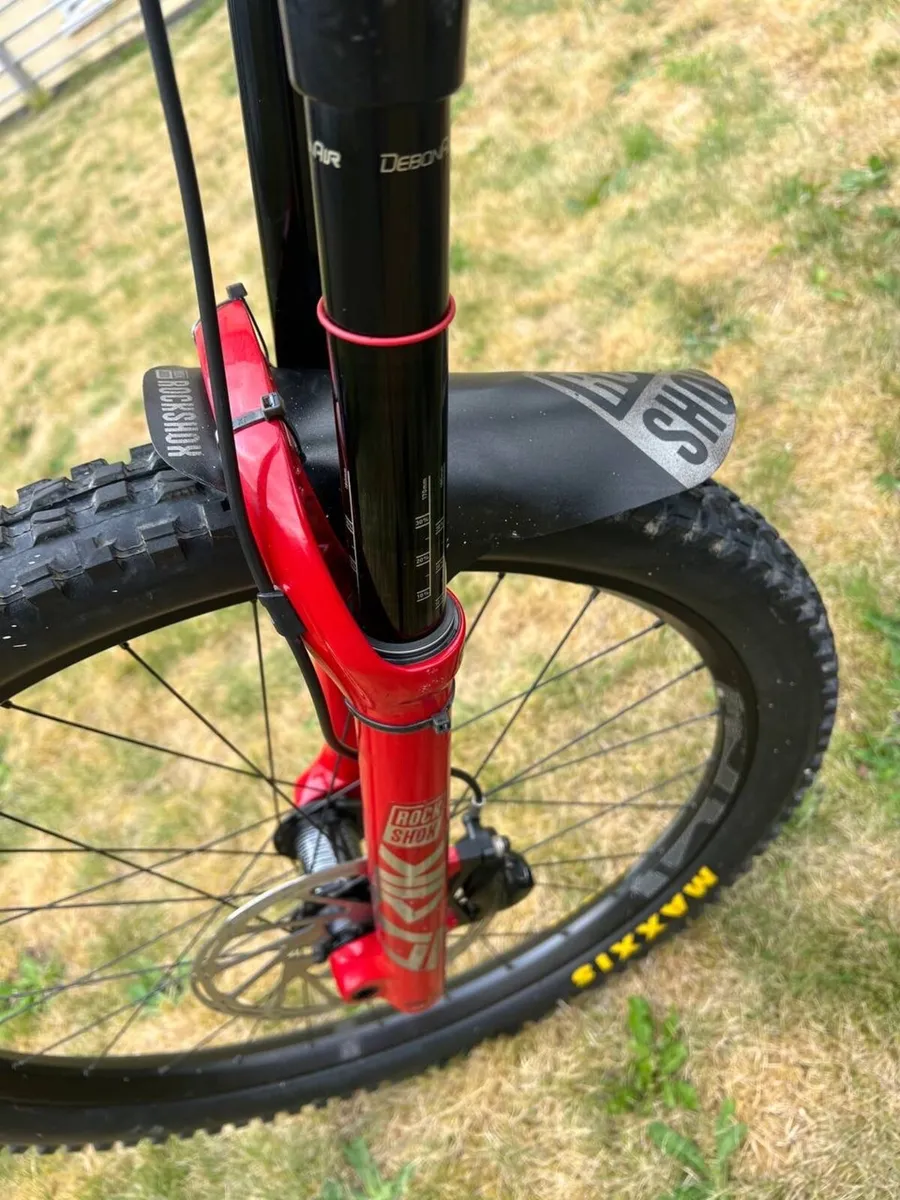 YT Capra - Image 4