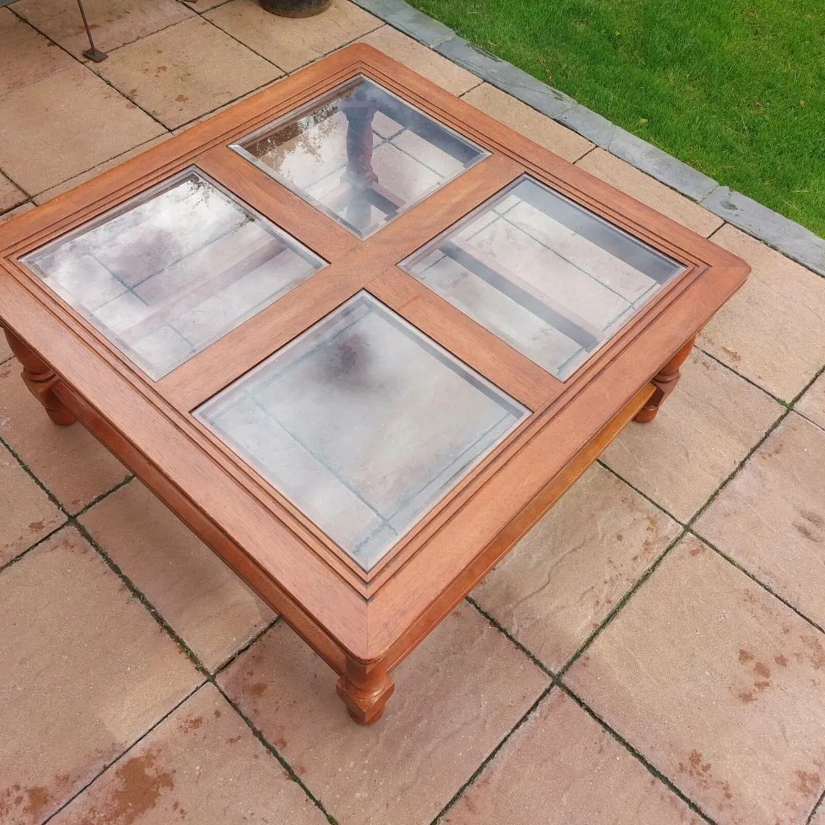 Coffee table - Image 1