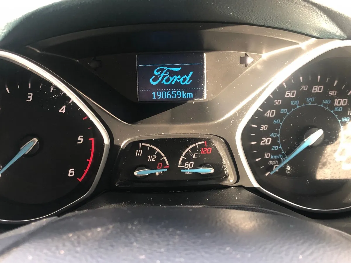 Ford Grand C-Max 2014 - Image 2