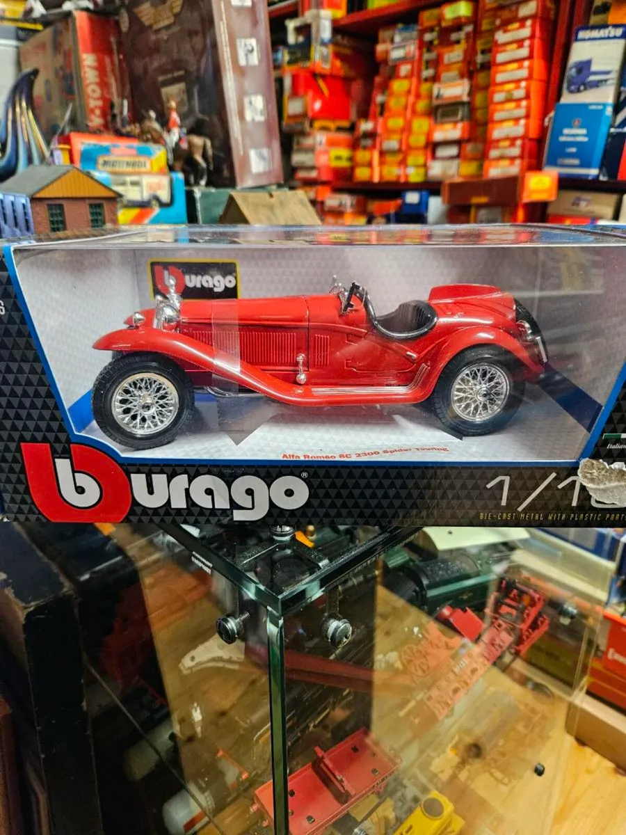 Corgi Burago Alfa Romeo 1.18 - Image 2